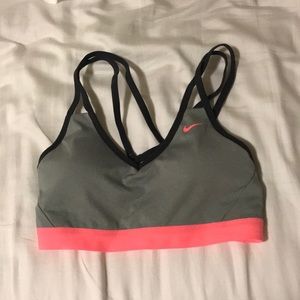 nike sports bra
